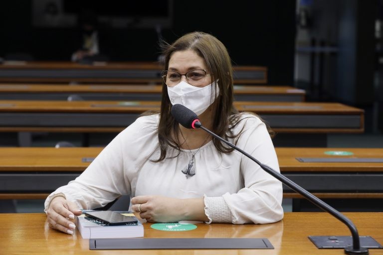 Comissão rejeita indenização a consumidor por corpo estranho não ingerido em produto