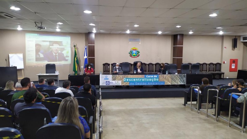 Curso de Descentralização da Gestão Ambiental capacita mais de 400 técnicos municipais e autônomos