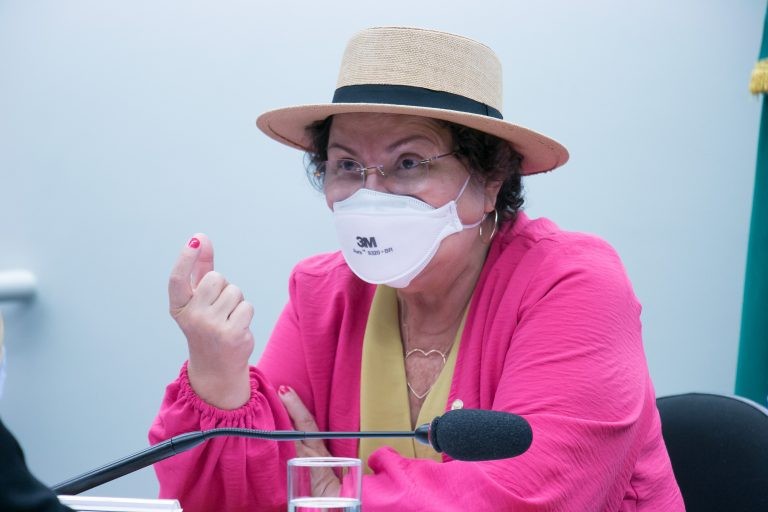 Divisão de tarefas entre bacharel e tecnólogo em gerontologia ainda gera polêmica