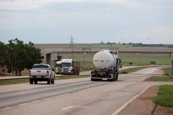 Fiscalização aponta que 53% dos veículos abordados apresentam problemas nos freios