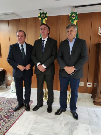 Stopa se reúne com presidente Bolsonaro e ministros em busca de investimentos para Cuiabá