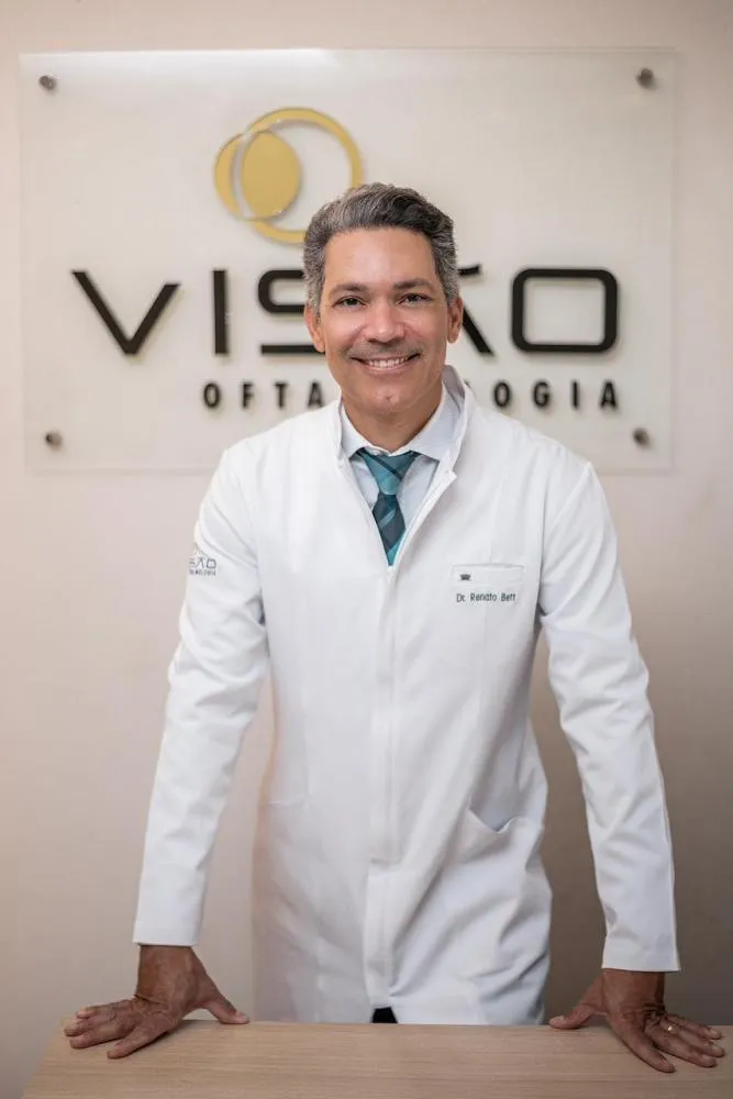 Número de casos de miopia deve dobrar e cirurgia simples e eficaz pode acabar com problema