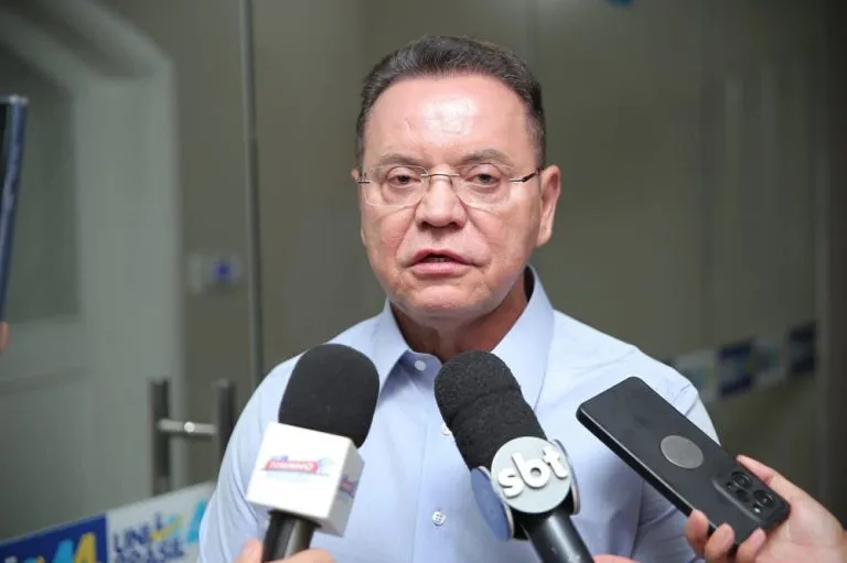 Botelho lamenta ataques em debate e diz que está focado em olhar Cuiabá do futuro