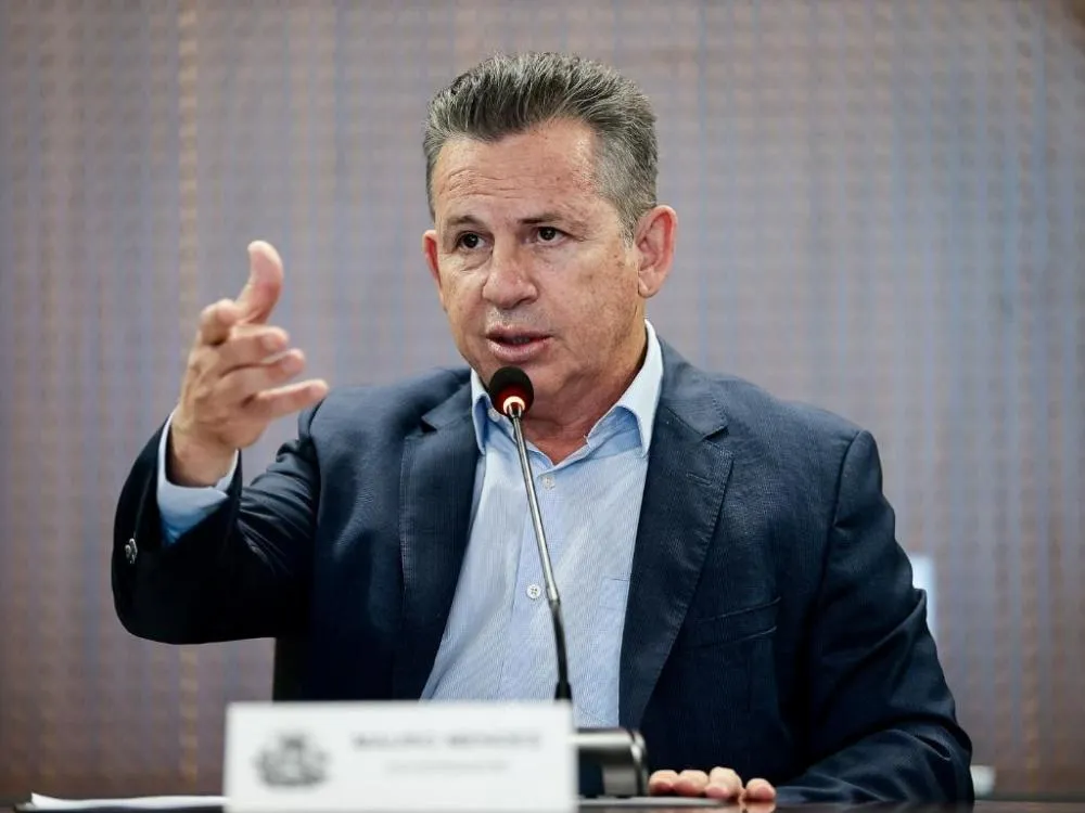 Governador cobra leis mais duras contra "malandros e irresponsáveis" que provocam incêndios