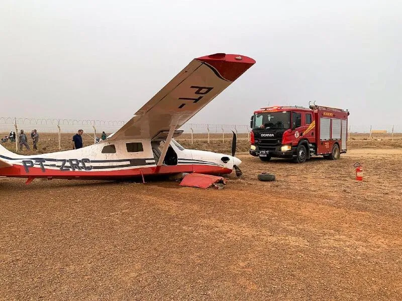 Avião cai durante decolagem e mobiliza bombeiros em MT