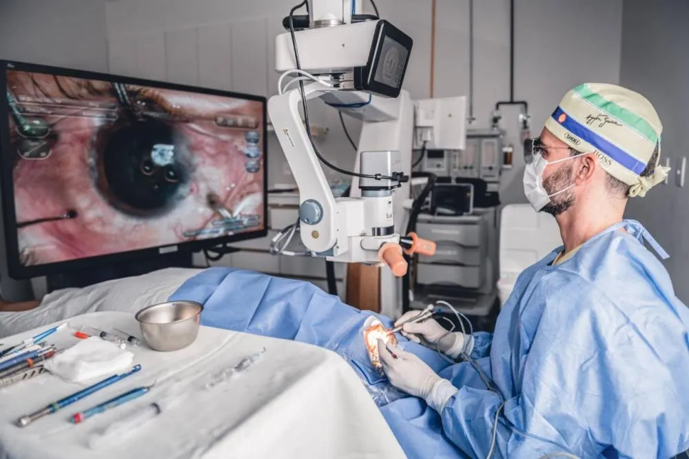 Sistema permite visão em 3D em cirurgias oftalmológicas e traz mais precisão e qualidade em procedimentos