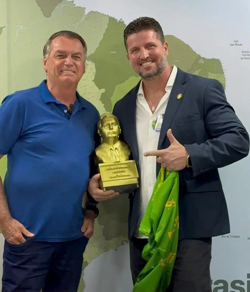 Ranalli diz que tentativa de Lúdio se aproximar de eleitor bolsonarista é brincadeira: "bolsonarista é tudo 2"