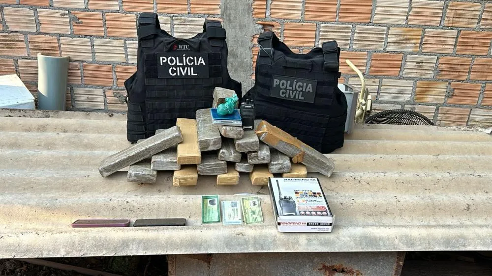 Polícia Civil apreende grande quantidade de drogas e desarticula esquema de tráfico