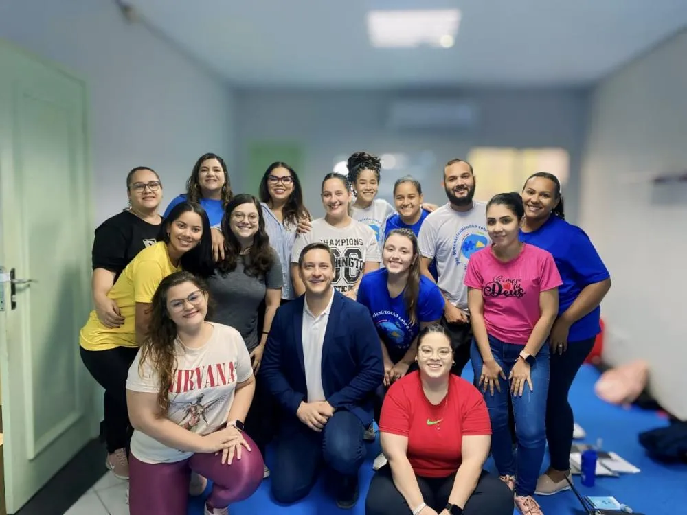 Profissionais da Equipe Evoluir são capacitados e habilitados na formação internacional de Prevenção e Gerenciamento de Crises