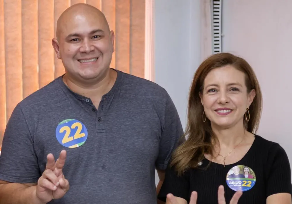 Ao lado de Moretti, Abilio prega ações conjuntas entre Cuiabá e VG no discurso da vitória