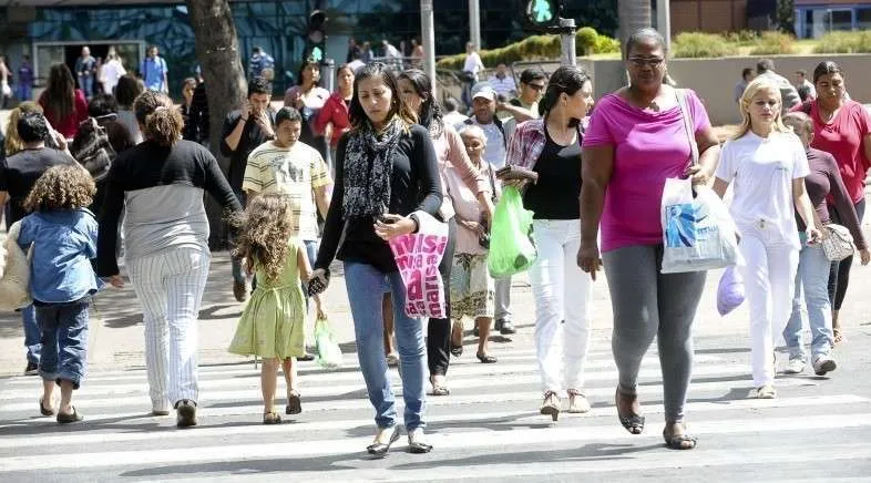 Mulheres assumem liderança em 45,9% dos lares em MT