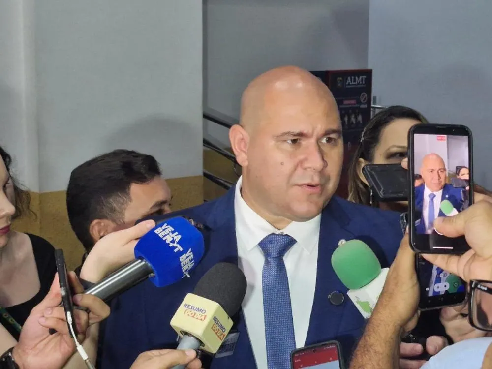 Abílio denuncia três vereadores a PF por suposto envolvimento com o CV