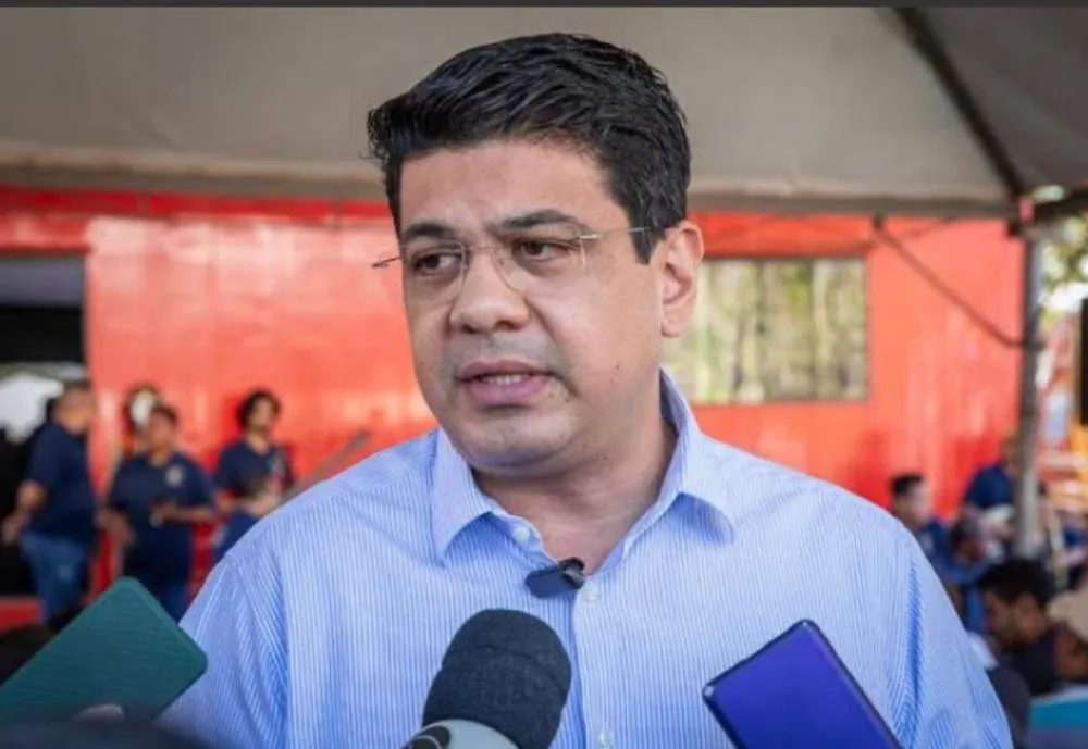 Gestão Kalil não paga fornecedores e Flávia pode receber prefeitura sem energia elétrica e em estado de abandono