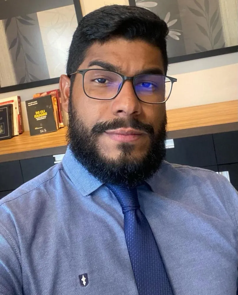 Justiça absolve advogado acusado de integrar 'braço jurídico' do Comando Vermelho