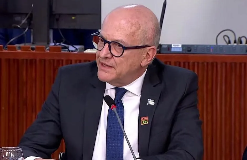 Pesquisa aponta Otaviano Pivetta liderando a corrida pelo Governo do Estado