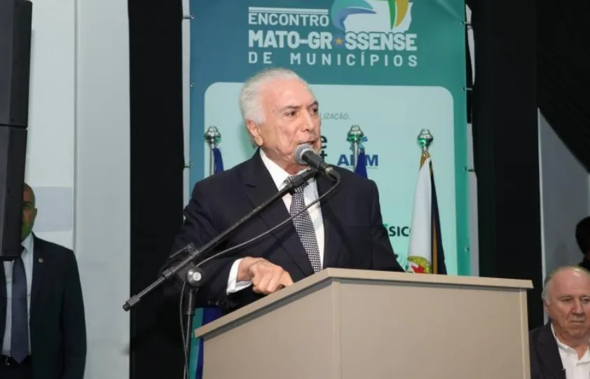 Em Cuiabá, Temer propõe reforma federativa para fortalecer municípios 