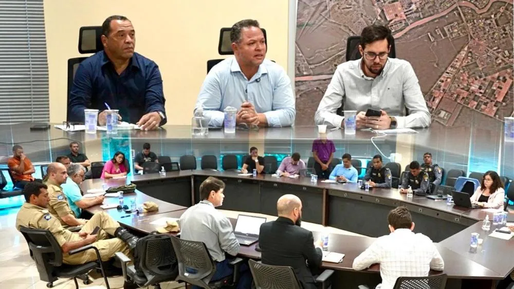 Cláudio Ferreira articula instalação de Gabinete de Gestão Integrada da Segurança