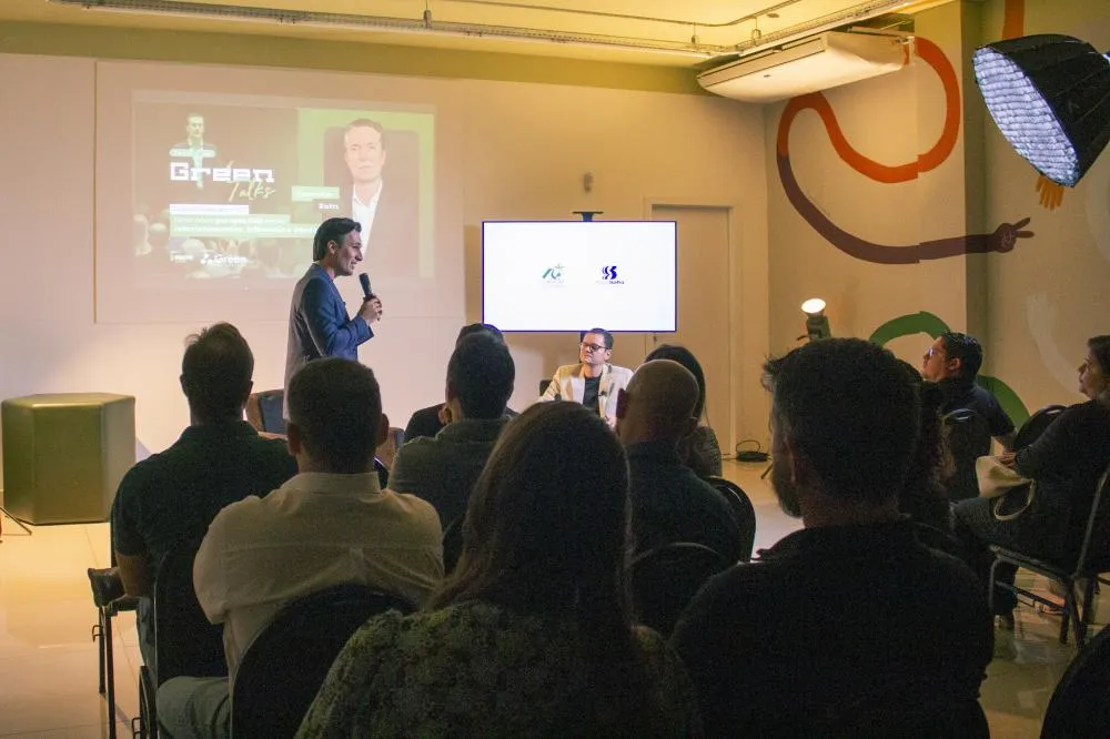 Comunicação 5.0 propõe escuta ativa como chave para influência e resultados nos negócios