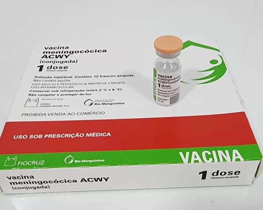 Vacina contra meningite muda para proteger mais os bebês de 12 meses