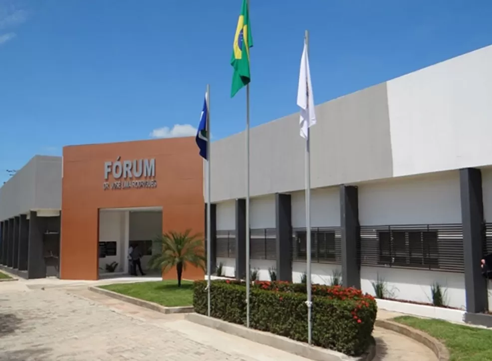 Defesa aponta falta de provas e Tribunal do Júri absolve réu de homicídio qualificado em Juara 