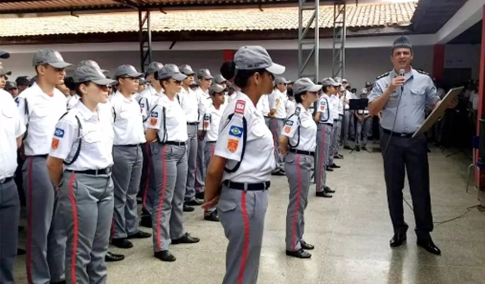 Escolas estaduais militares abrem inscrições para novos alunos