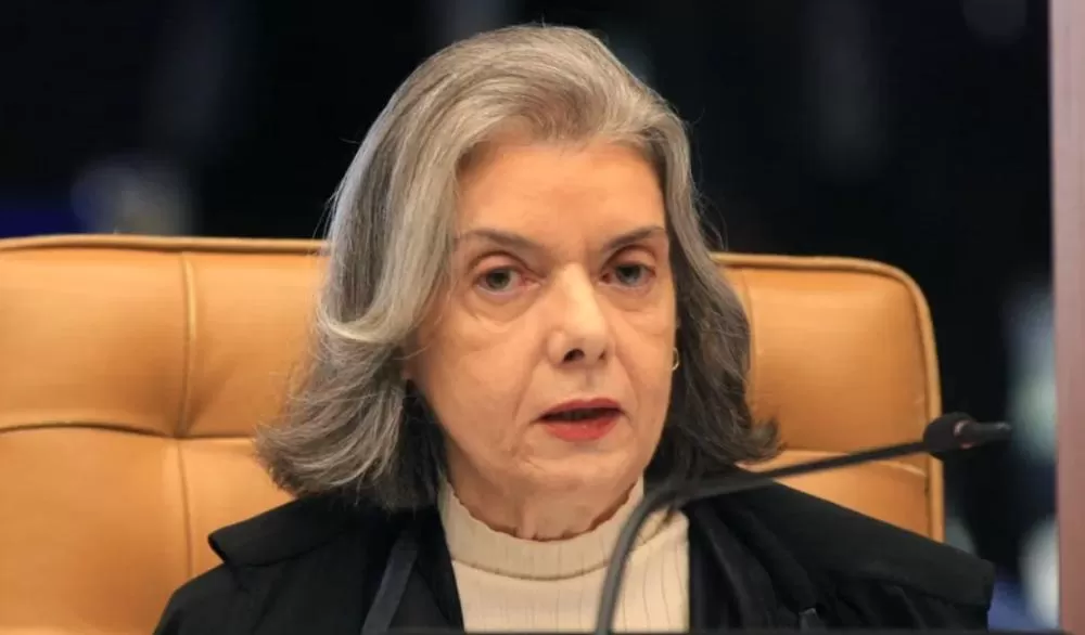Voto de Cármen Lúcia pode formar maioria para condenar Bolsonaro