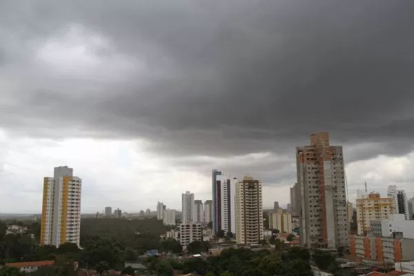 Meteorologia prevê tempestade em Cuiabá nesta segunda-feira 