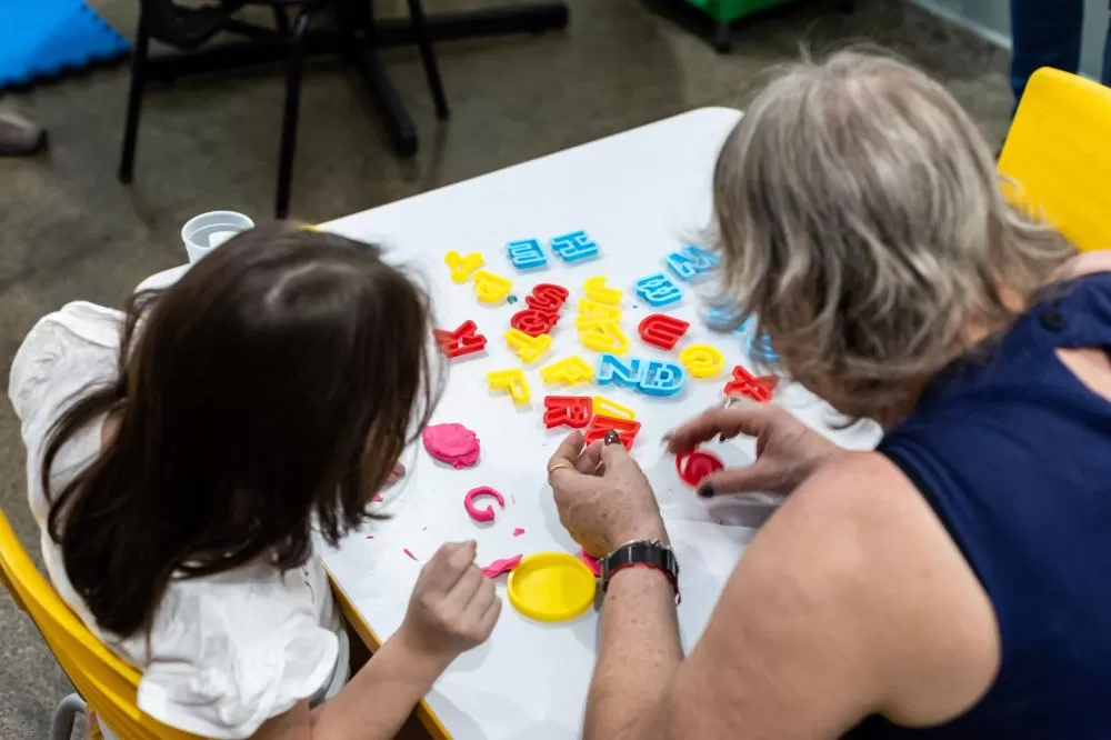 Cuiabá terá contratação direta de Cuidadoras de Alunos com Deficiência