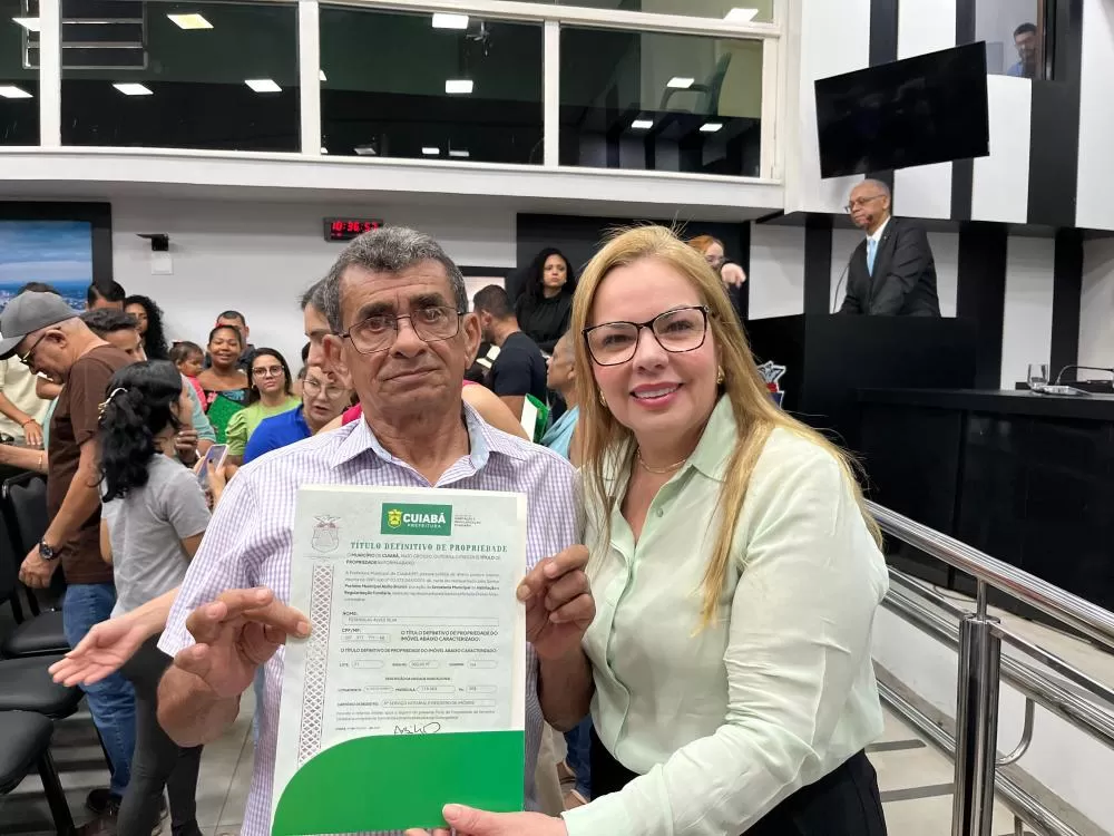 Paula Calil parabeniza moradores pela conquista do título de propriedade e reforça importância da regularização fundiária em Cuiabá