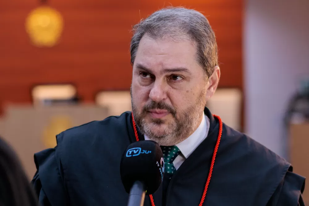 TJ-MT reconhece excesso e manda desbloquear contas de empresária