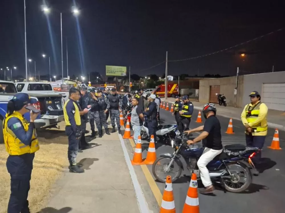 Quatro são presos e 45 motocicletas são removidas durante Operação Lei Seca