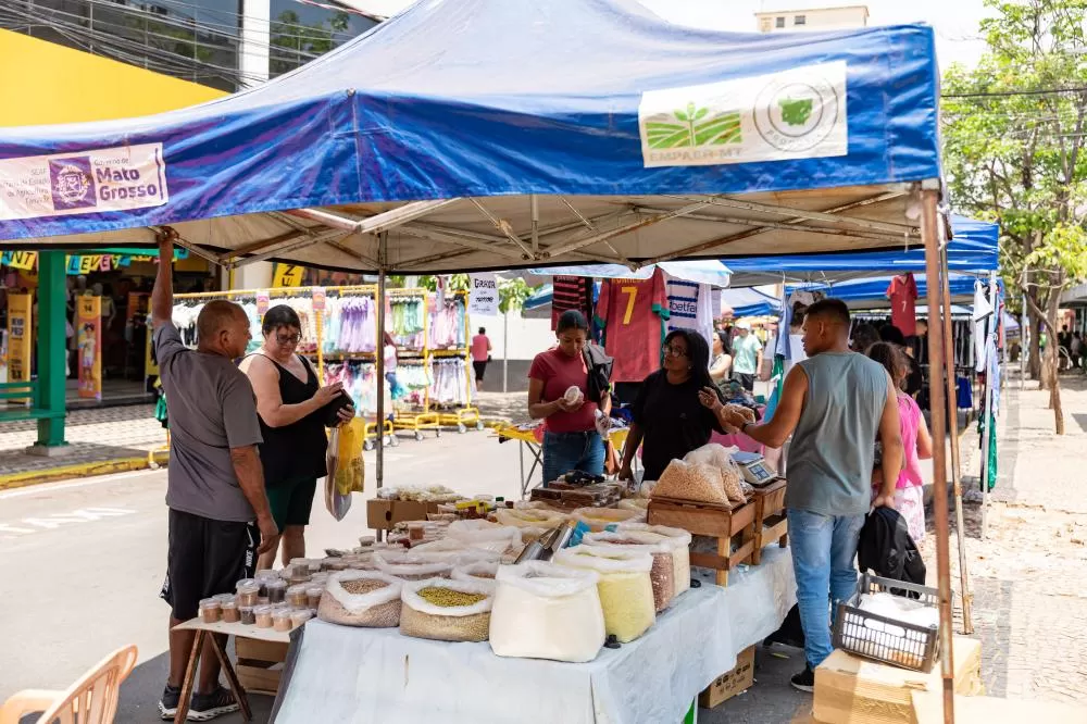 Feira do Centro renova o encontro de cultura e comércio no Calçadão Galdino Pimentel