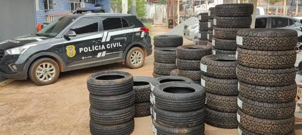 Polícia Civil prende duas pessoas e recupera 67 pneus furtados de empresa