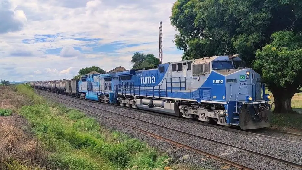 Rumo cresce no transporte de etanol de Mato Grosso para mercados consumidores do país
