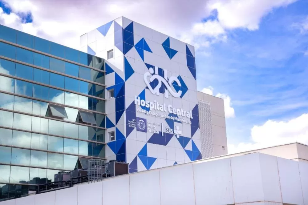 Após 34 anos, governador anuncia data de inauguração do Hospital Central 