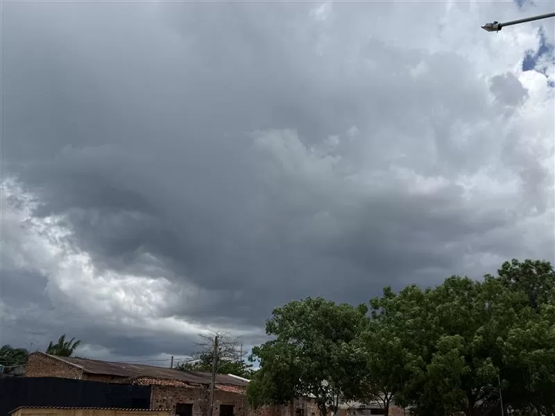 Alerta para fim de semana de chuvas intensas e temperaturas elevadas em Mato Grosso