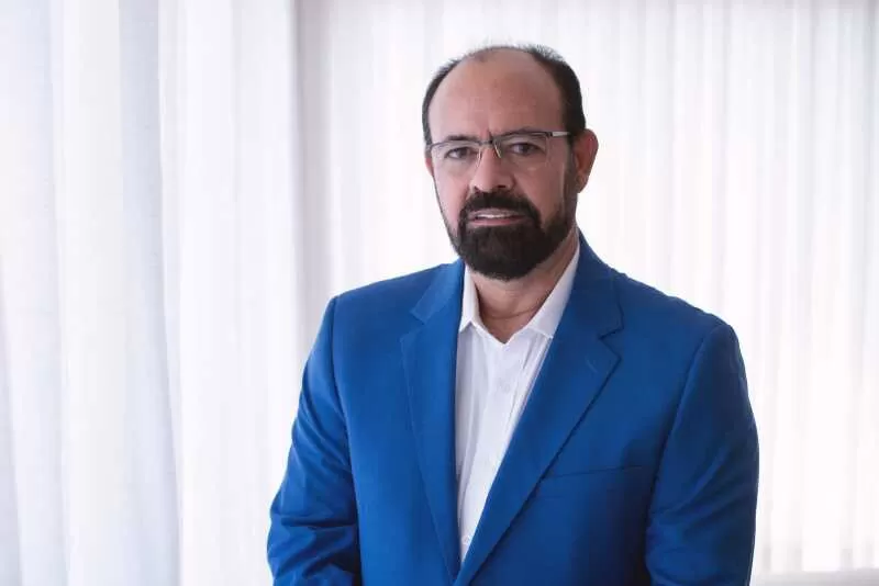 Bancas vendidas, povo traído 