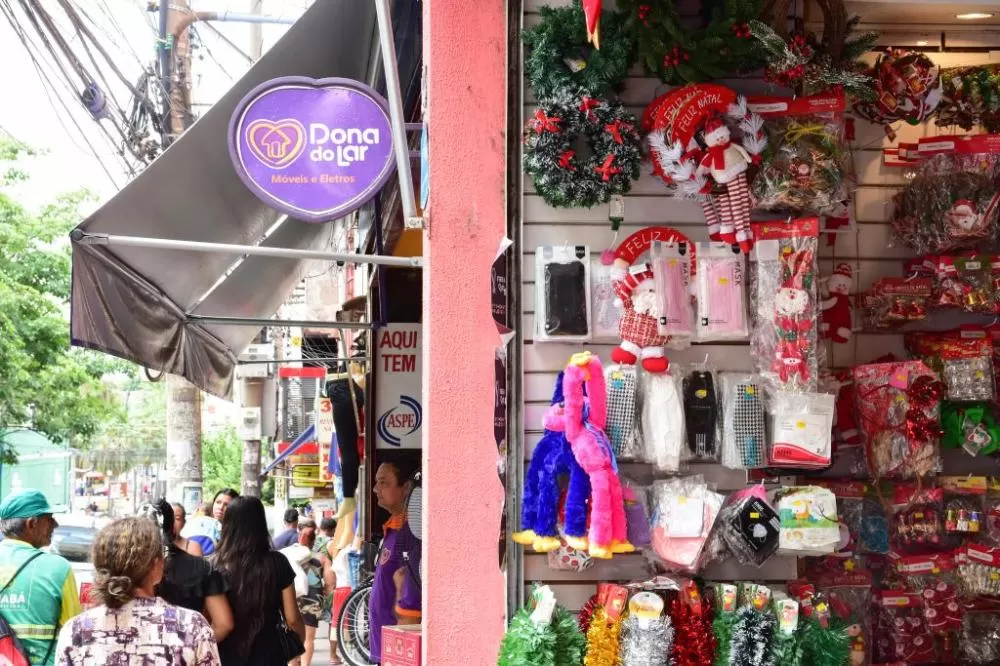 Procon-MT orienta sobre cuidados com as compras de Natal