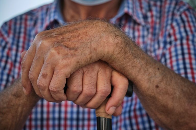 Comissão discute regras para venda de seguro de vida para idosos