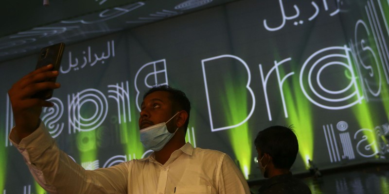 Presidente se reúne com emir de Dubai