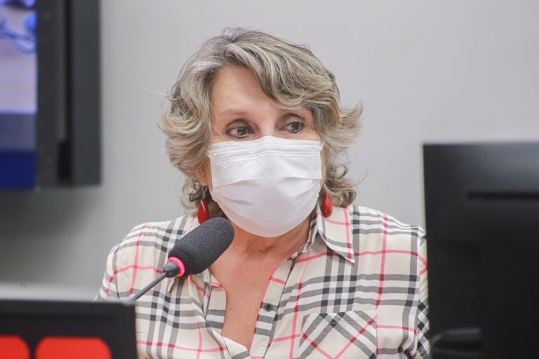 Debatedores cobram transparência na desestatização da Eletrobras