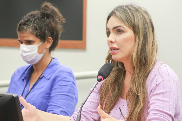 Projeto que proíbe discriminação contra idosos nos seguros de vida ainda não tem consenso