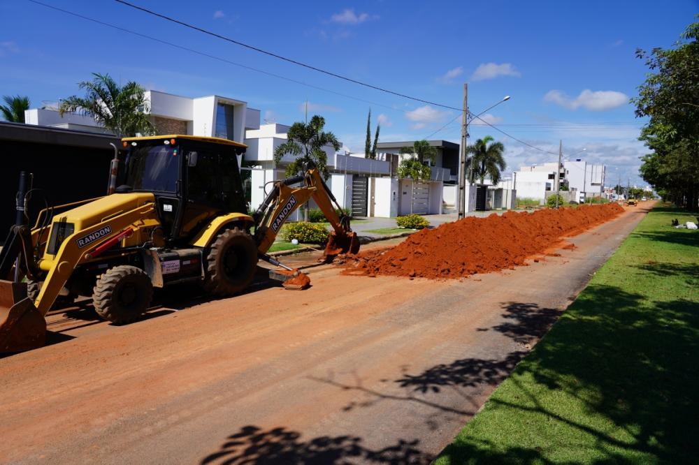 Rede de esgoto do Bandeirantes e Parque das Emas está com quase 20 mil metros instalados