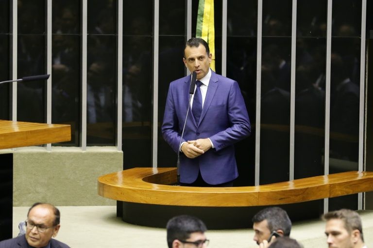 Comissão rejeita projeto que prevê incentivo fiscal para empresa em cidade com baixo IDH
