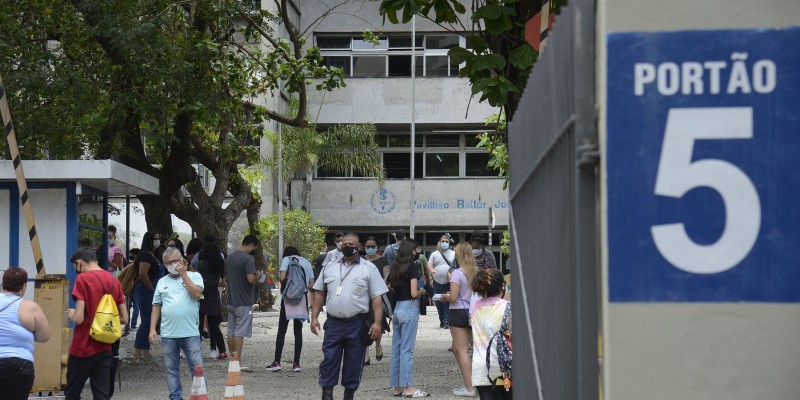 Entenda como é feita a correção do Enem
