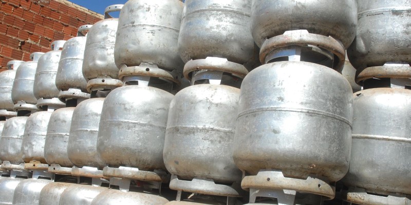 Presidente sanciona lei que institui o auxílio gás