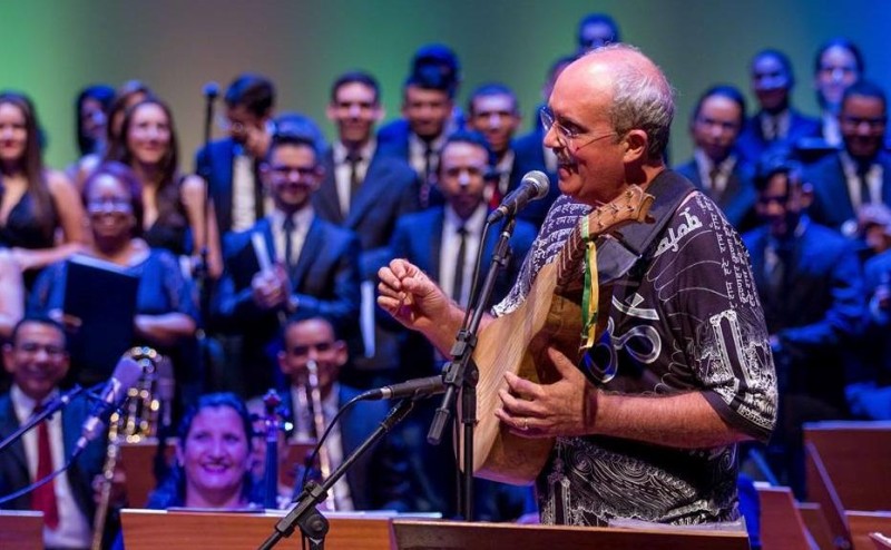 Abel dos Anjos é reconhecido como mestre da cultura pelo trabalho com viola de cocho