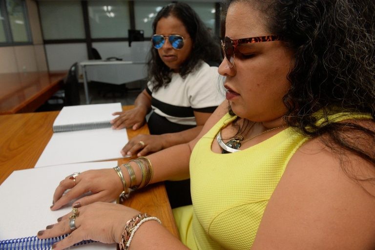 Comissão discute violência contra mulheres com deficiência