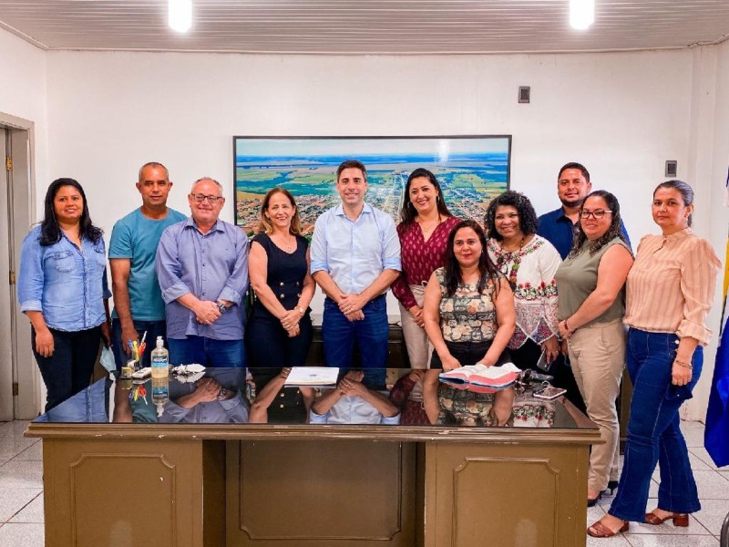 Governo e prefeitura assinam termo de compromisso para implantar escola agrícola em Alto Garças