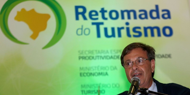 Governo lança guia com ações para retomada econômica do turismo